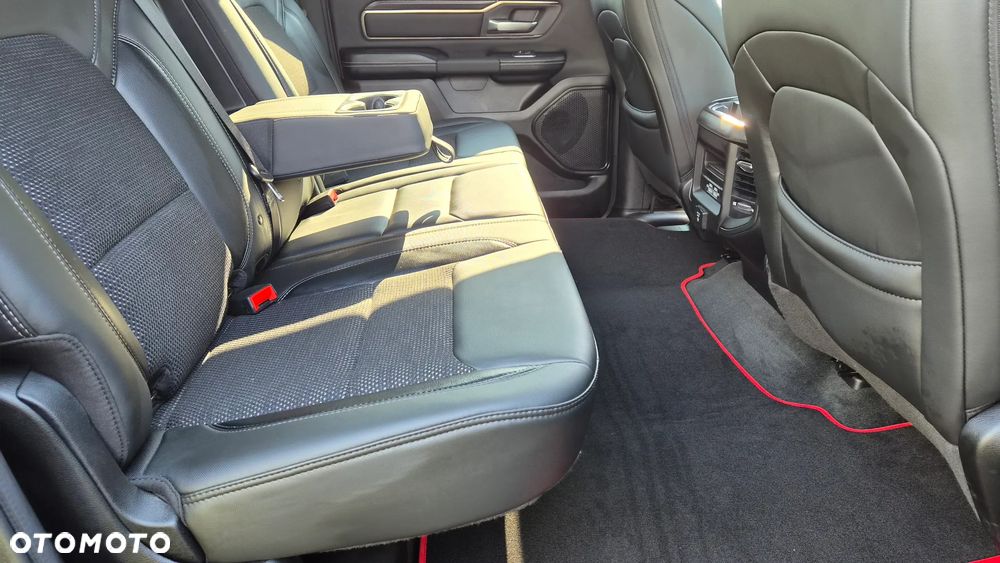 RAM 1500 Crew Cab Longbed Laramie - 28