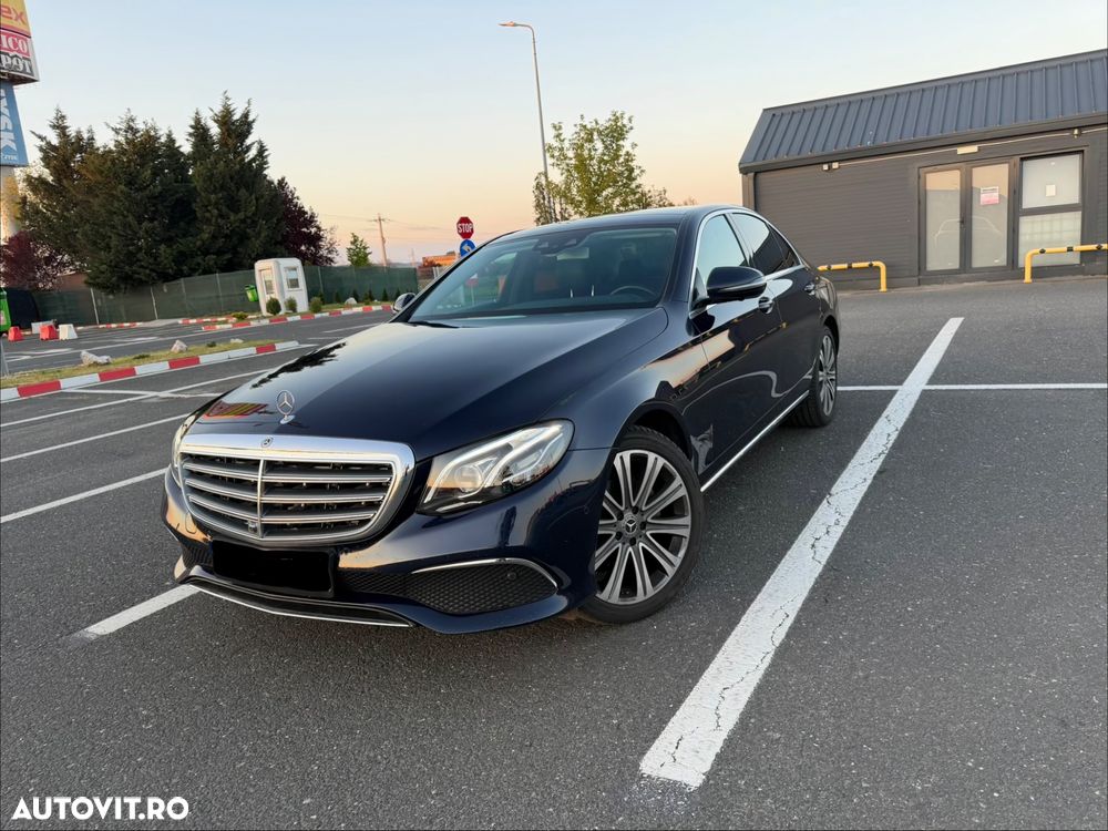 Mercedes-Benz E 200 9G-TRONIC Exclusive - 2
