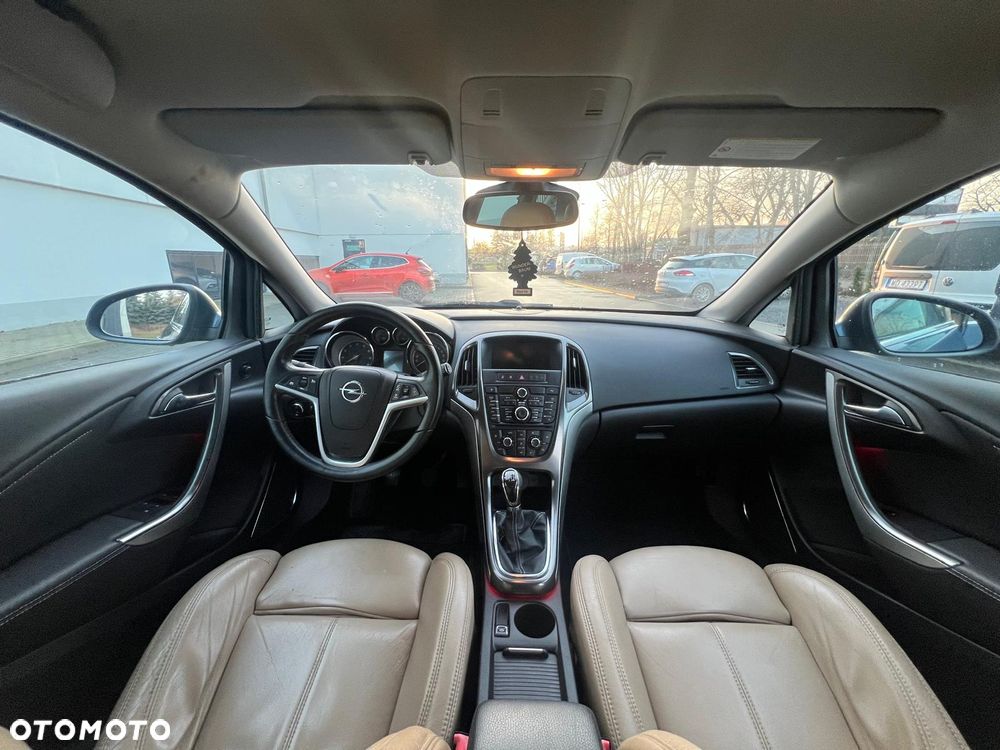 Opel Astra 1.4 Turbo - 16