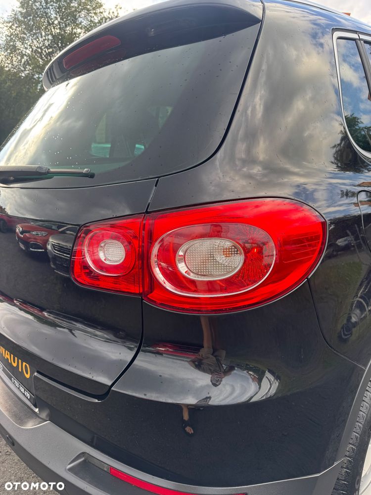 Volkswagen Tiguan - 16