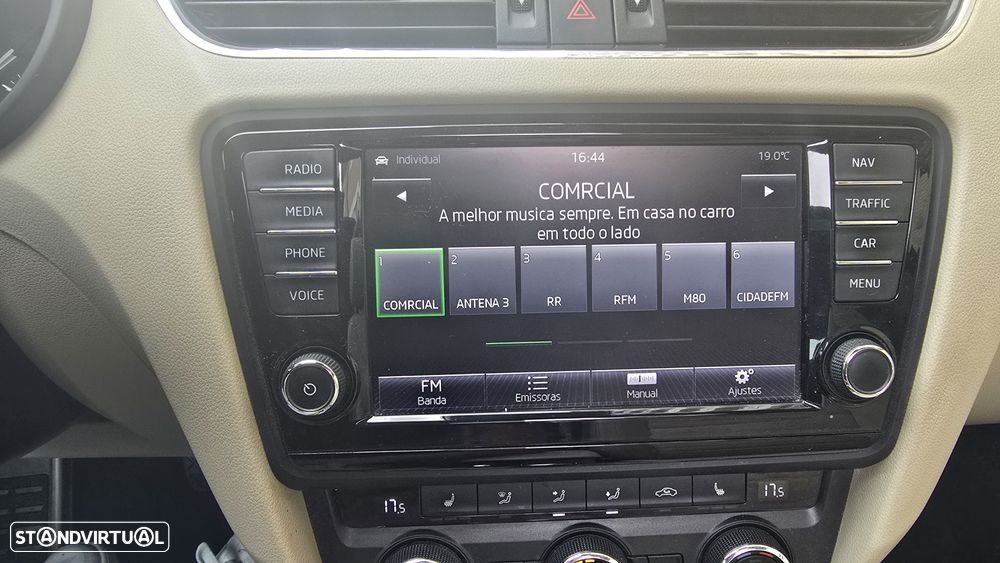 Skoda Octavia Break 1.6 TDi Elegance DSG - 42