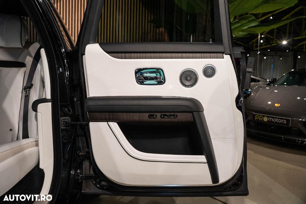 Rolls-Royce Ghost - 36