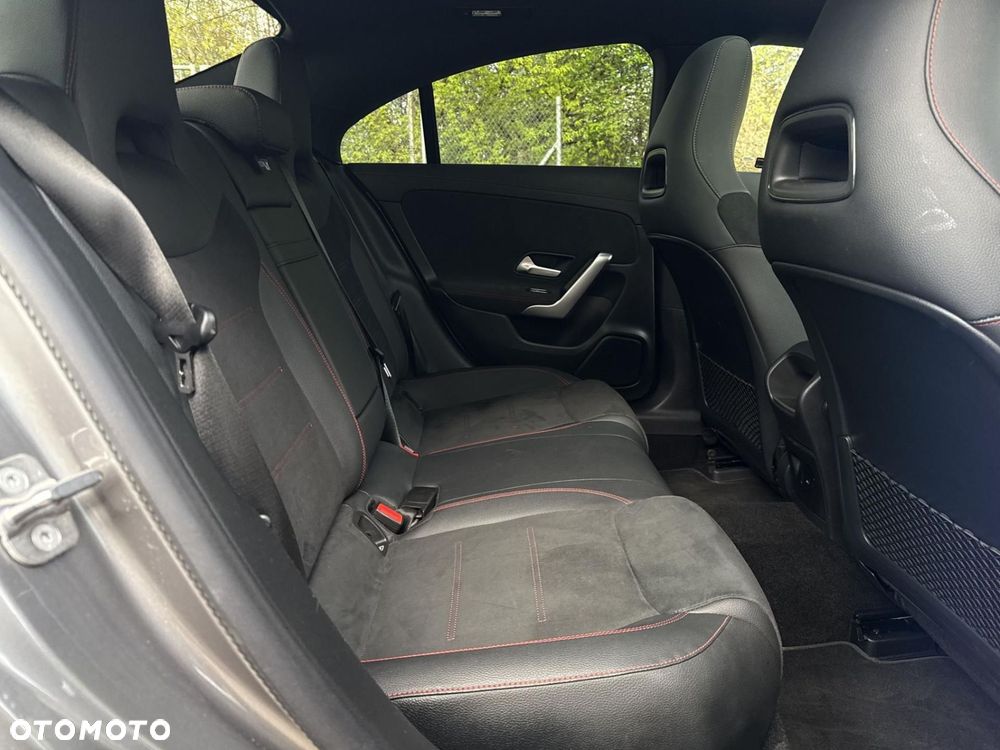 Mercedes-Benz CLA - 20