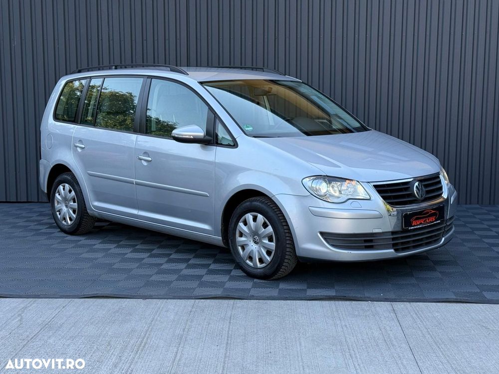 Volkswagen Touran - 3