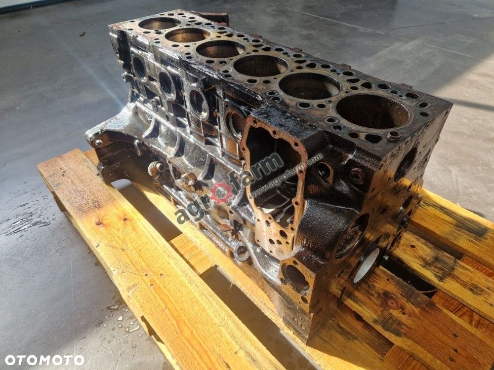 Blok silnika New Holland T6.155, T6070, T7.185 - 1