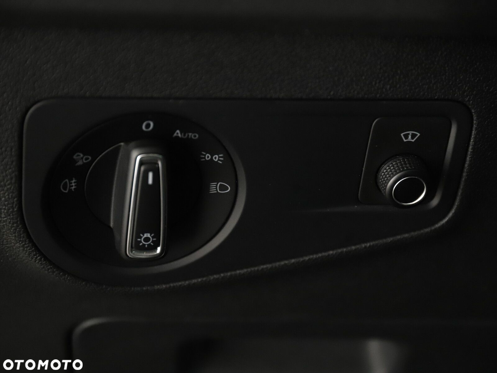 Volkswagen Tiguan - 19
