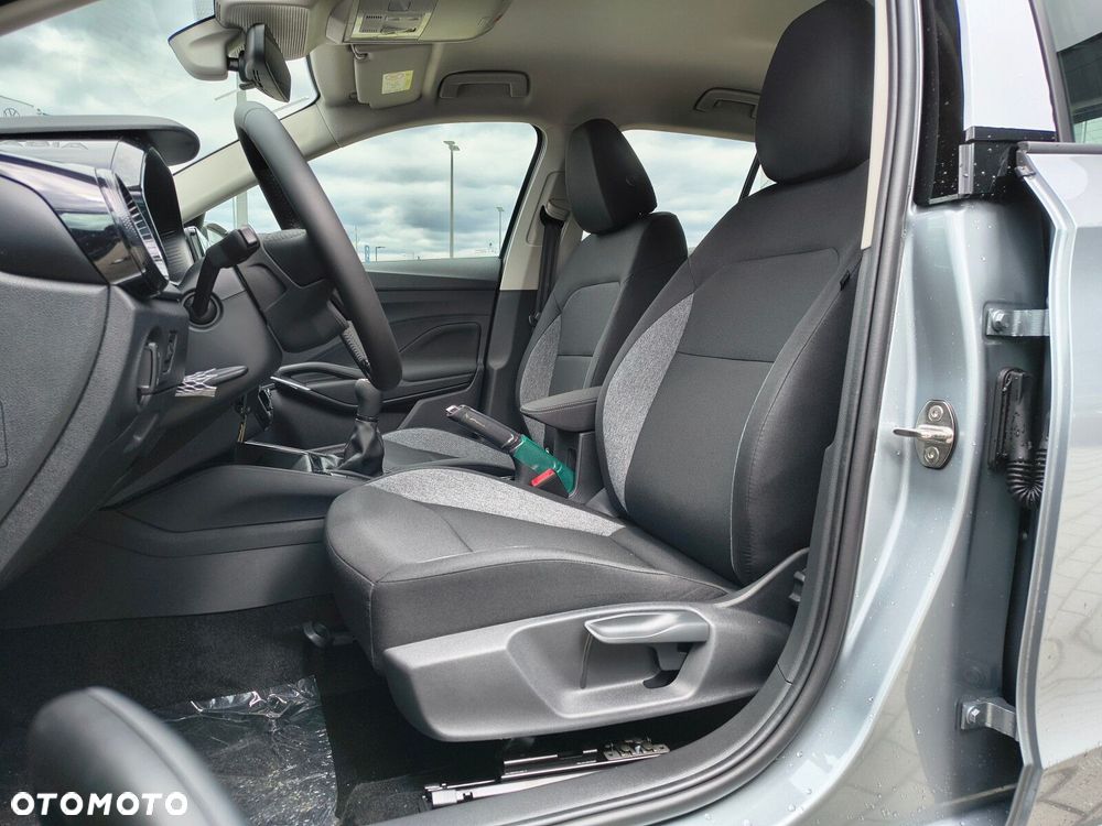 Skoda Fabia 1.0 Essence - 15