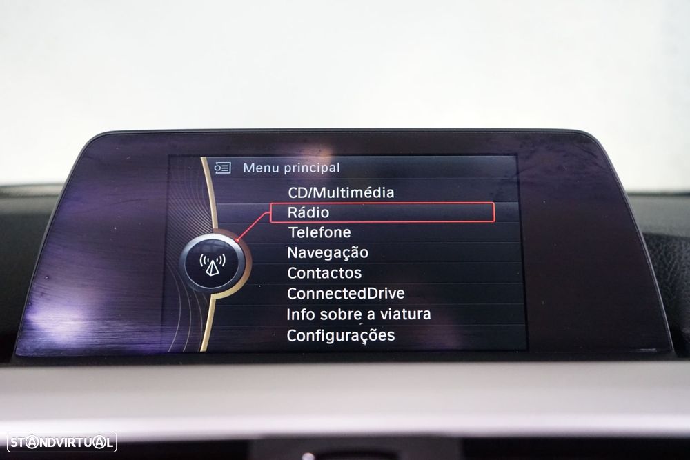 BMW 320 d Touring Auto Exclusive - 33