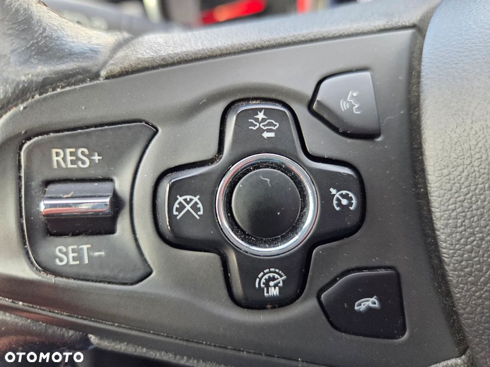 Opel Astra 1.4 T GPF Dynamic - 21