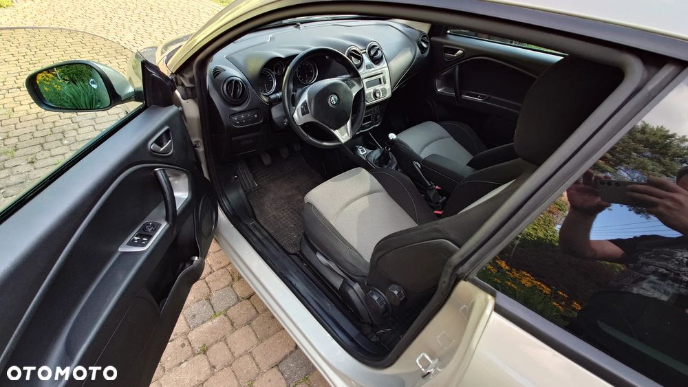 Alfa Romeo Mito 1.4 TB Distinctive - 12