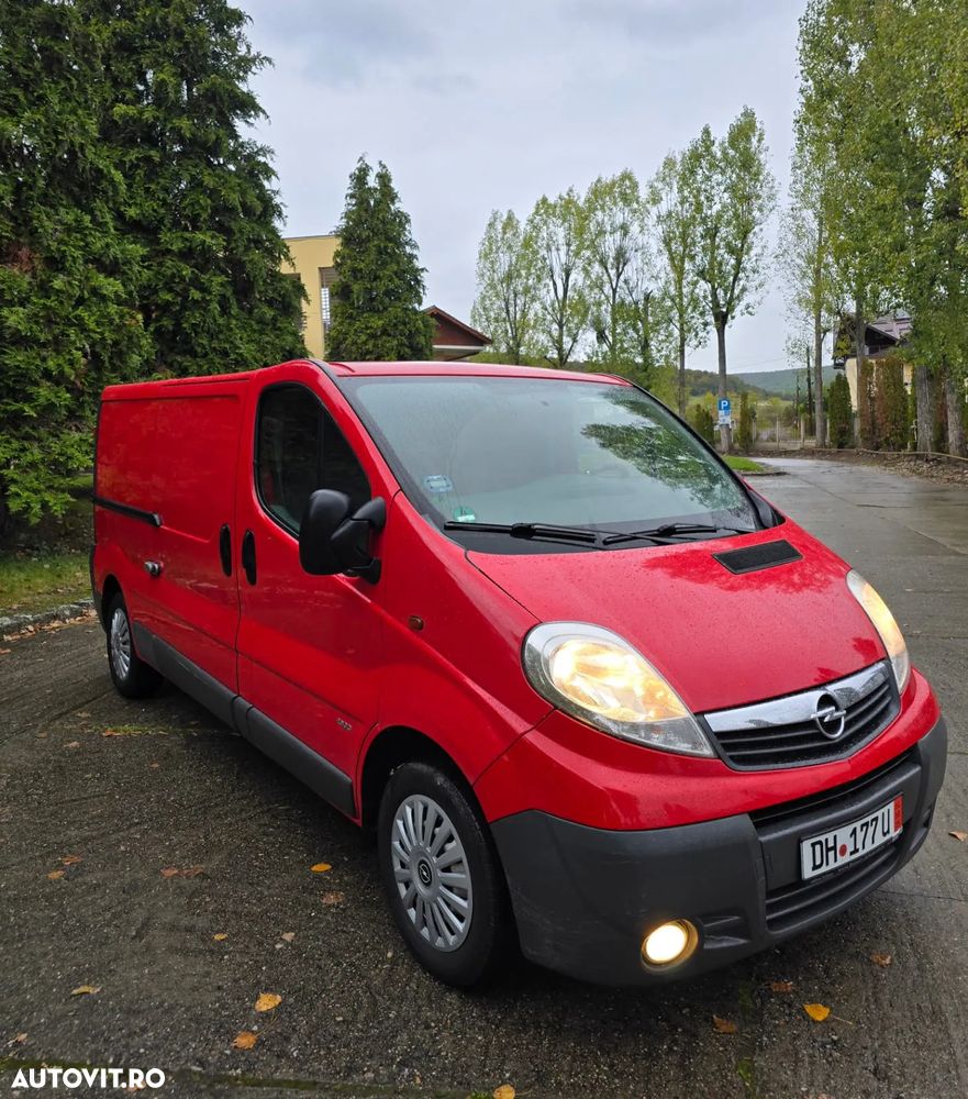 Opel Vivaro - 2