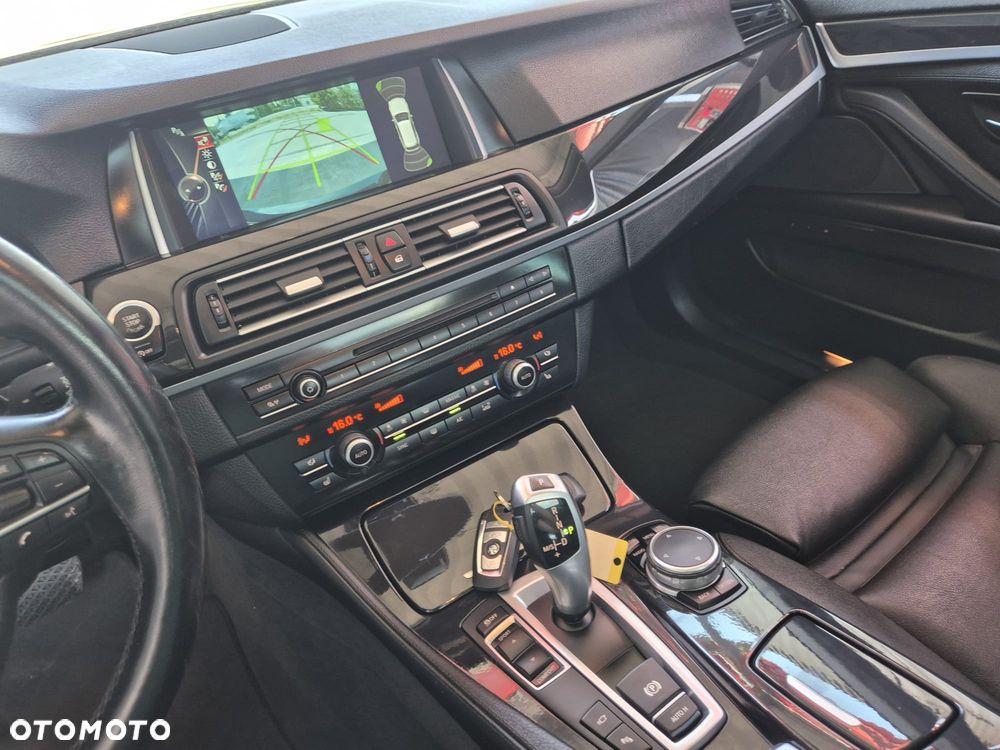 BMW Seria 5 535d - 36