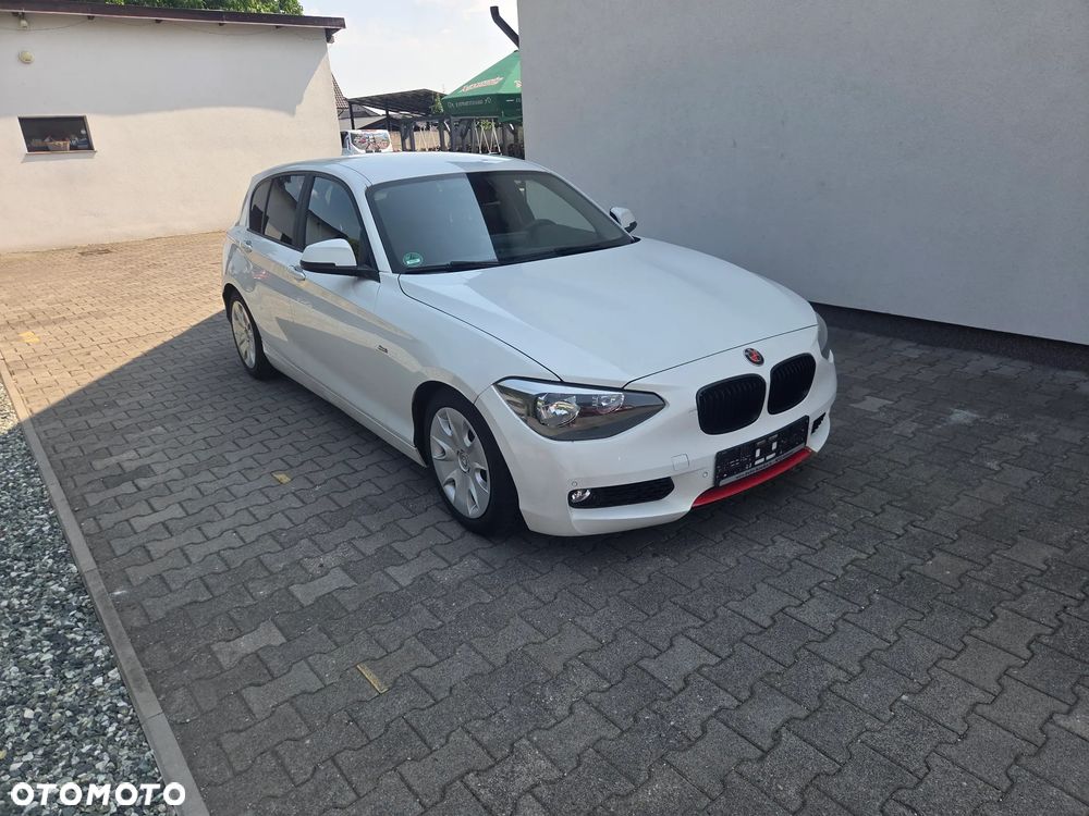BMW Seria 1 116d Sport Line - 3