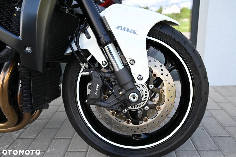 Suzuki GSX-R - 11