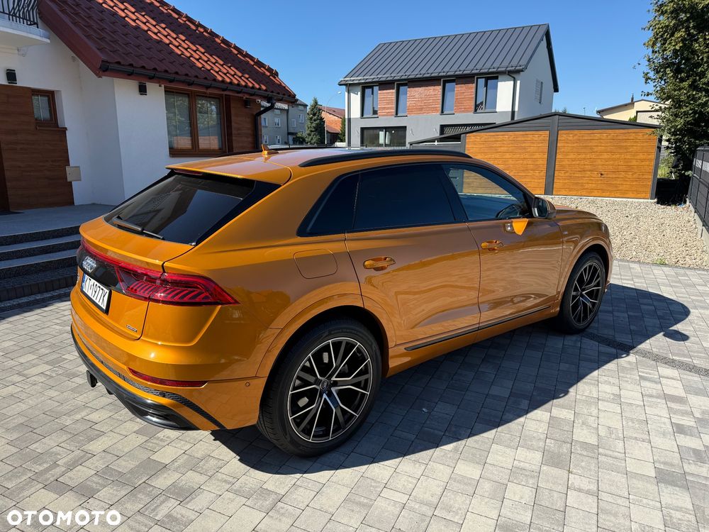 Audi Q8 - 6