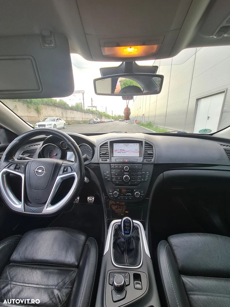 Opel Insignia - 13