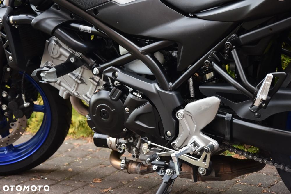 Suzuki SV - 10