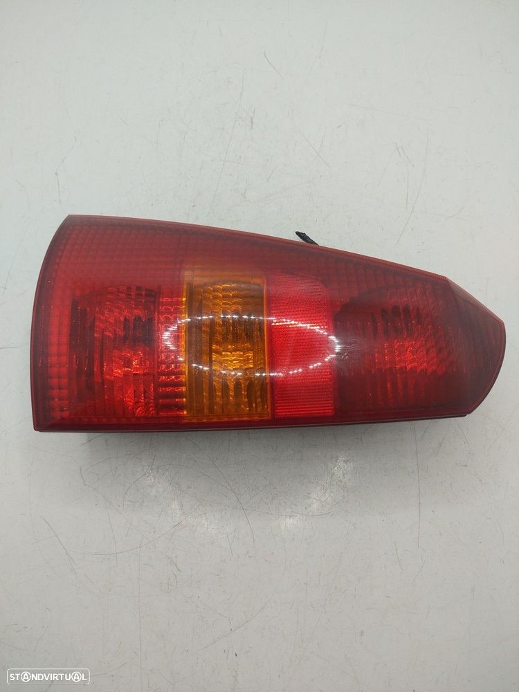 Farolim Stop Esq Ford Focus I Carrinha (Dnw) - 2