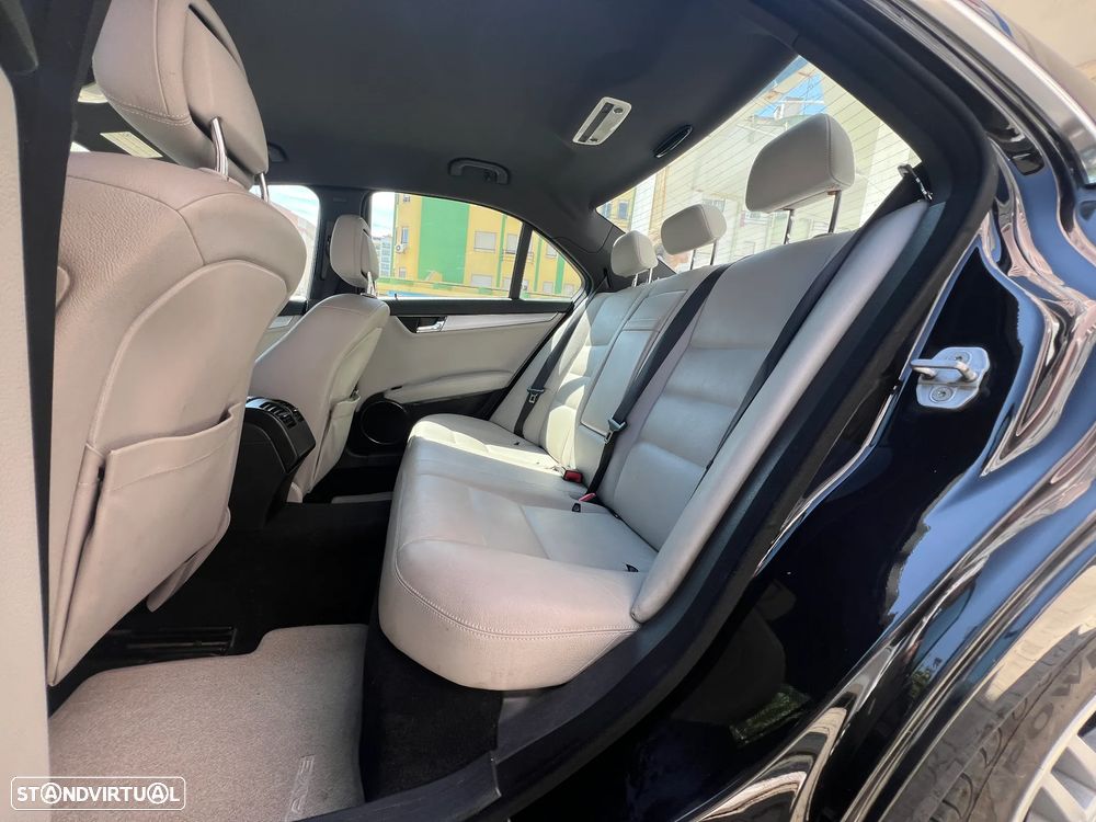 Mercedes-Benz C 250 - 14