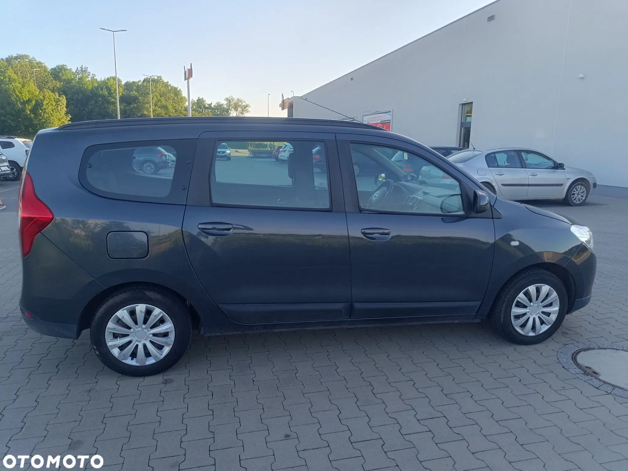 Dacia Lodgy 1.5 dCi Laureate - 4