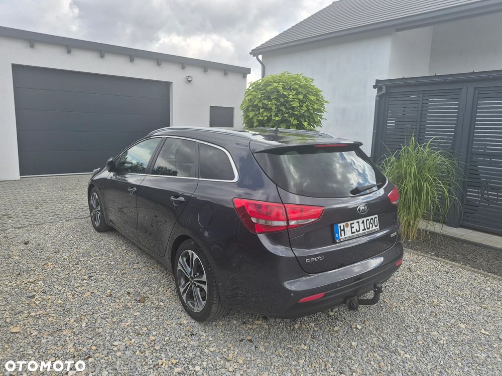 Kia Ceed 1.6 CRDi GT Line - 12