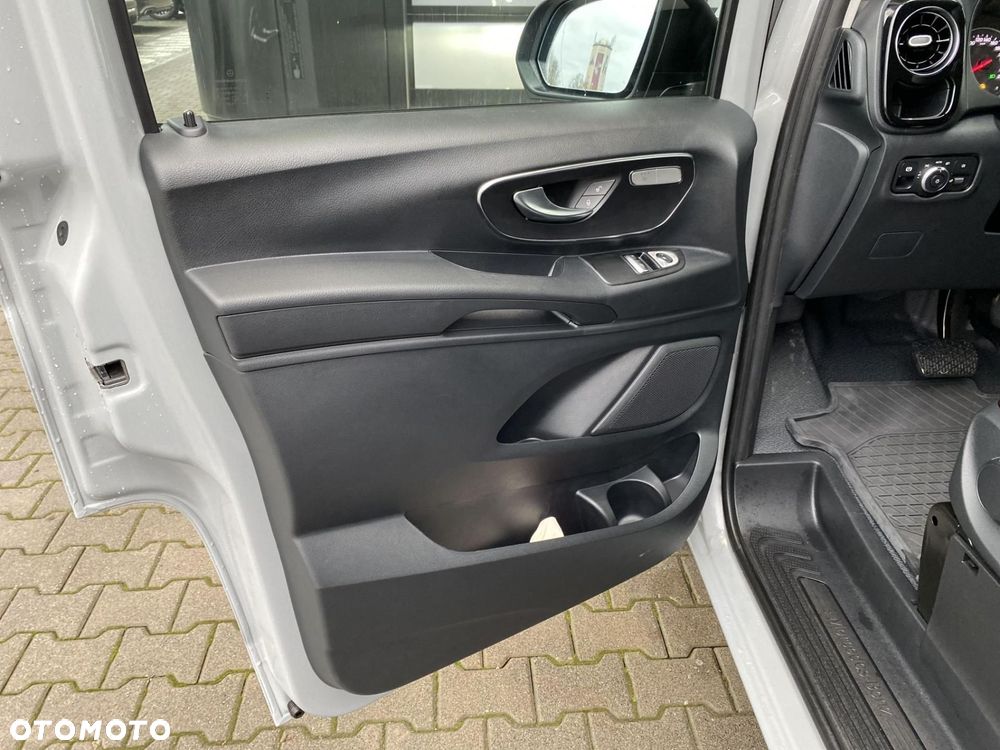Mercedes-Benz Vito - 10