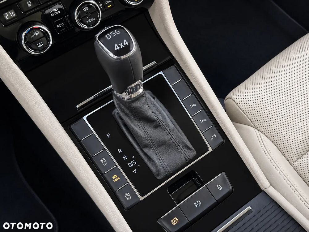 Skoda Superb 2.0 TDI SCR 4x4 L&K DSG - 30