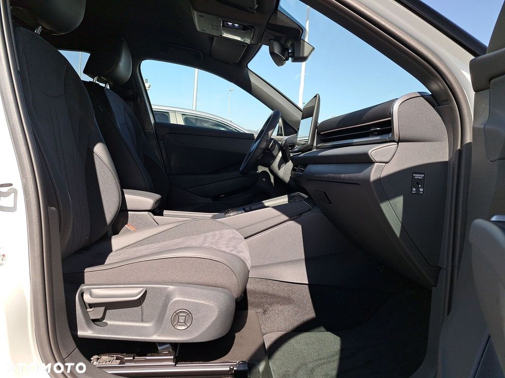 Volkswagen T-Roc 1.5 eTSI Style DSG - 18