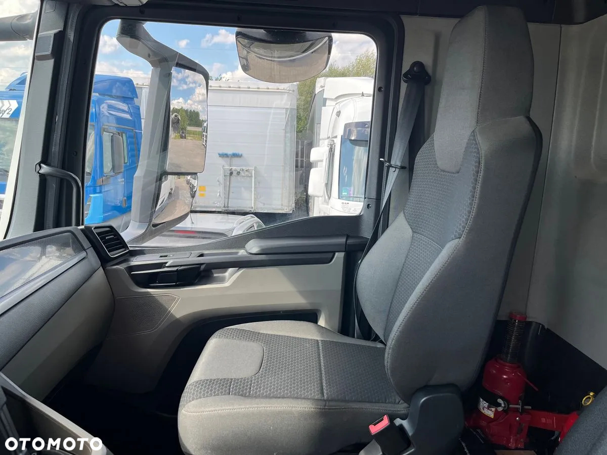 MAN TGS 41.470 8x8 BB CH - 12