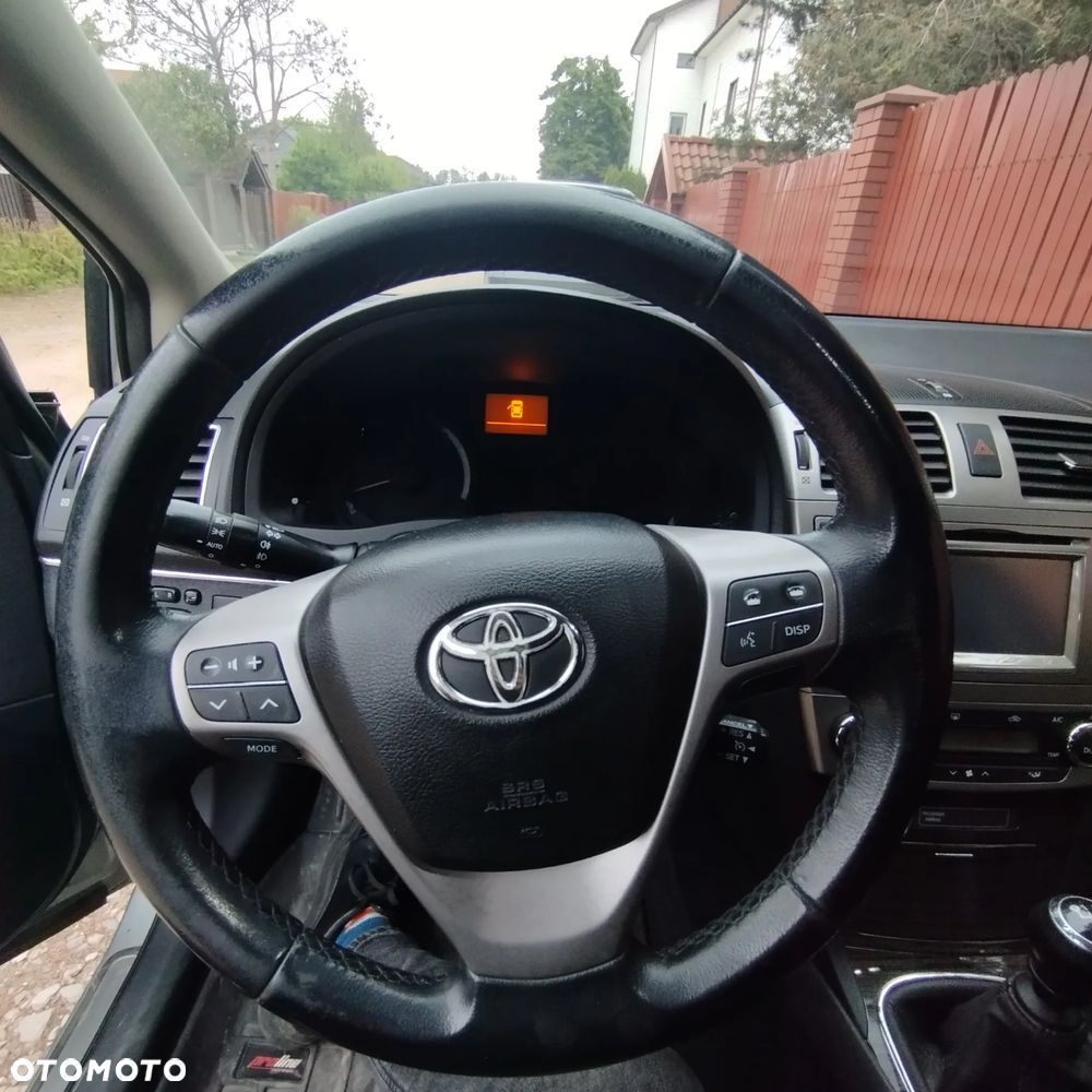 Toyota Avensis 2.0 D-4D Edition - 19