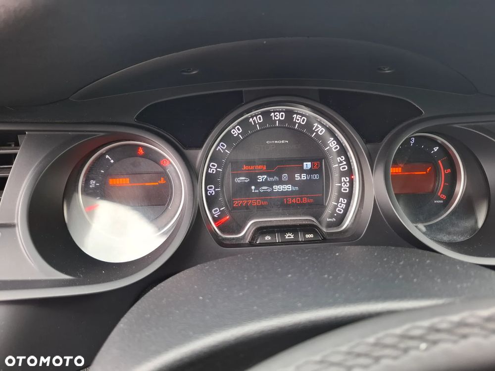 Citroën C5 HDi 140 FAP CrossTourer - 13