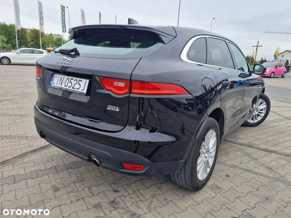 Jaguar F-Pace 2.0 i4P AWD Prestige - 4