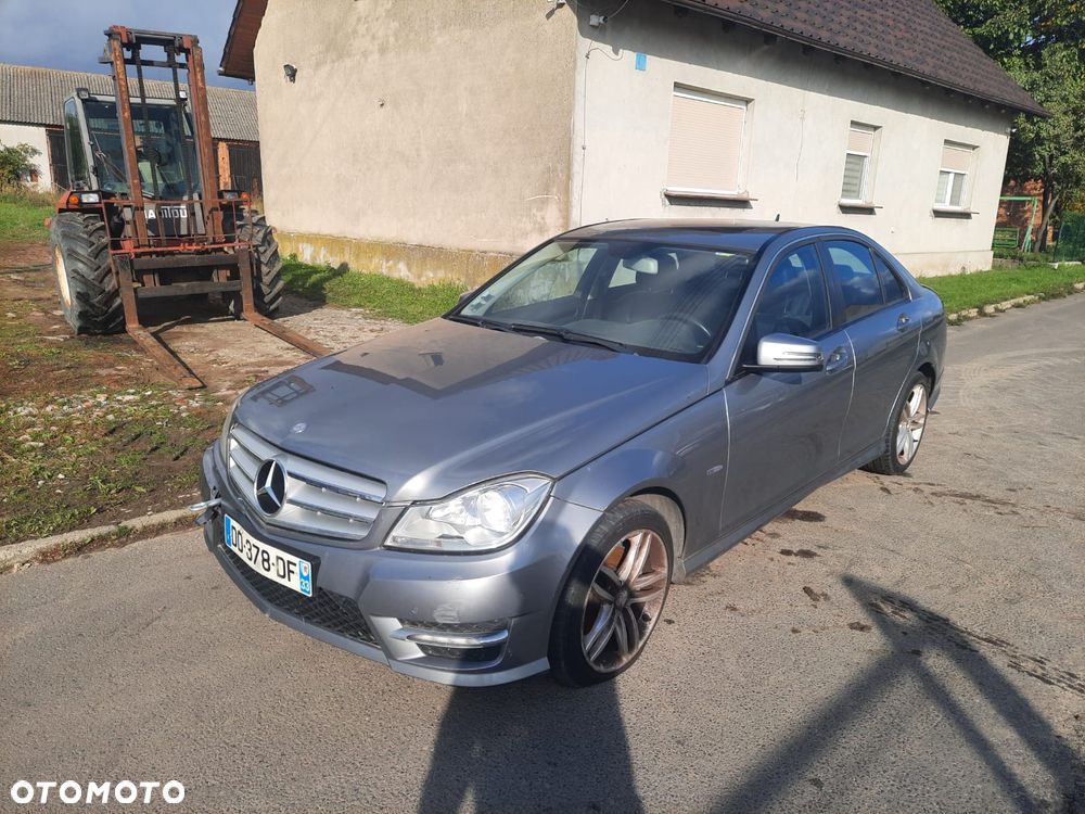 Mercedes-Benz Klasa C 220 CDI DPF (BlueEFFICIENCY) 7G-TRONIC - 3