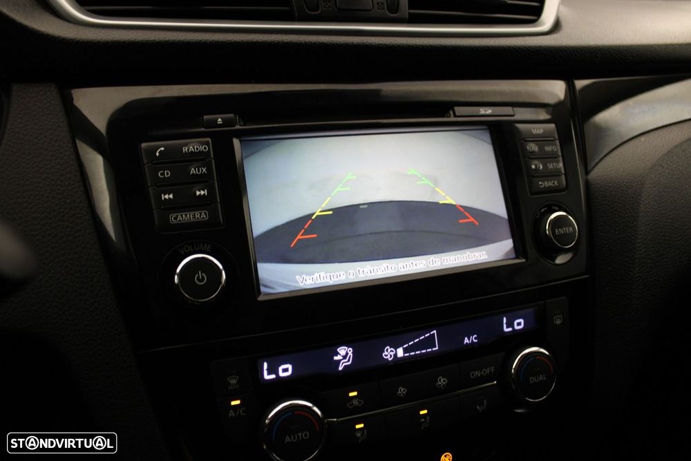 Nissan Qashqai 1.5 dCi N-Connecta Business - 18