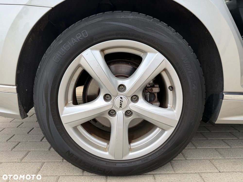 Volkswagen Passat 1.6 TDI (BlueMotion Technology) Comfortline - 22