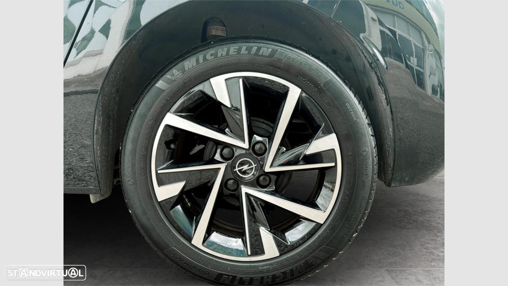 Opel Corsa 1.2 T GS — fotografia 22