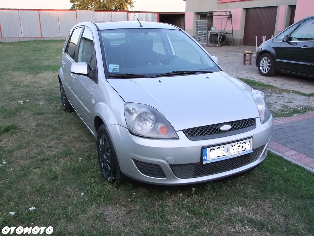 Ford Fiesta - 2