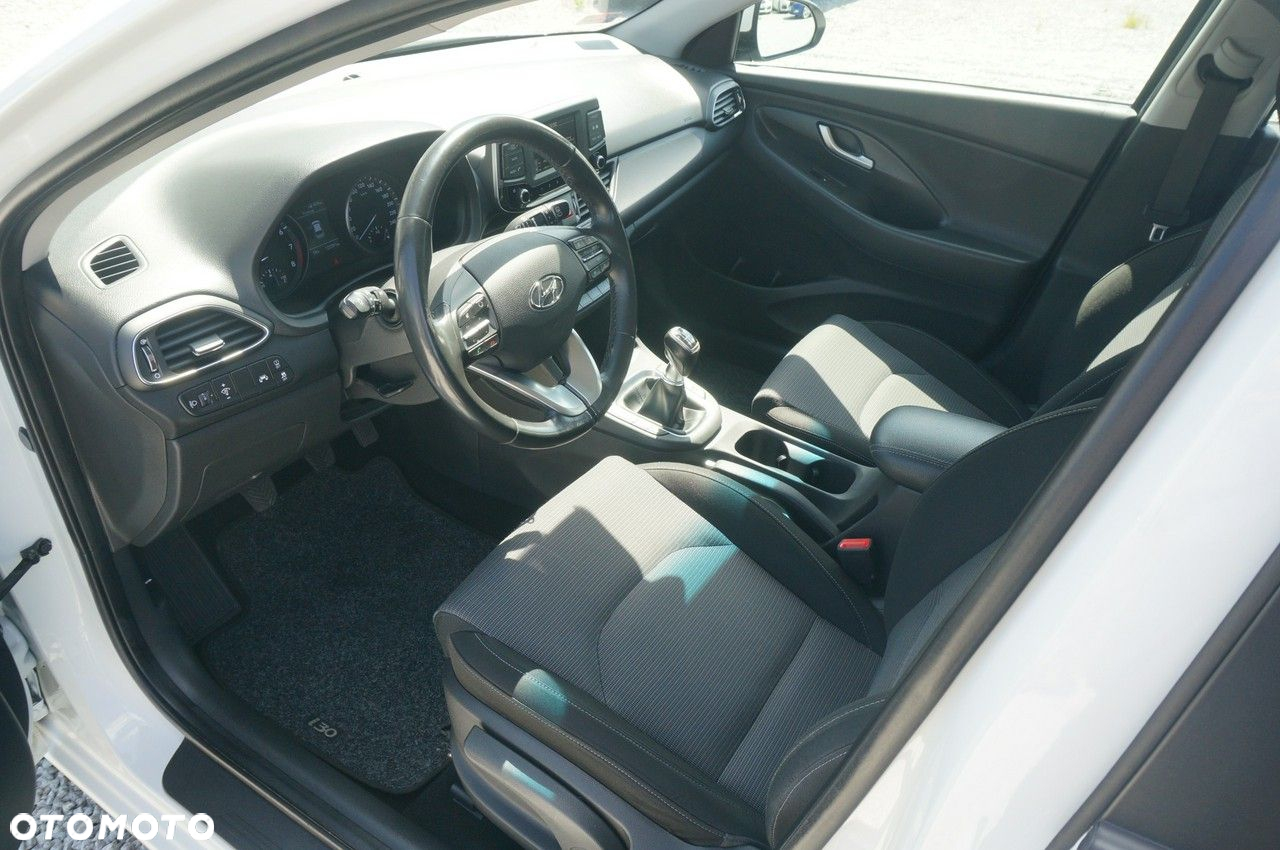 Hyundai i30 - 19