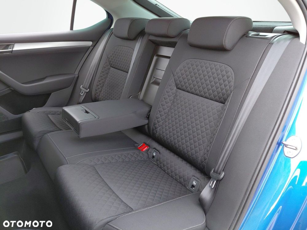 Skoda Superb 1.5 TSI Ambition DSG - 11