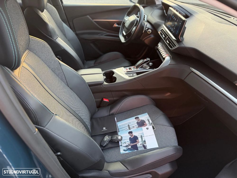 Peugeot 3008 1.2 PureTech Allure Pack EAT8 - 9
