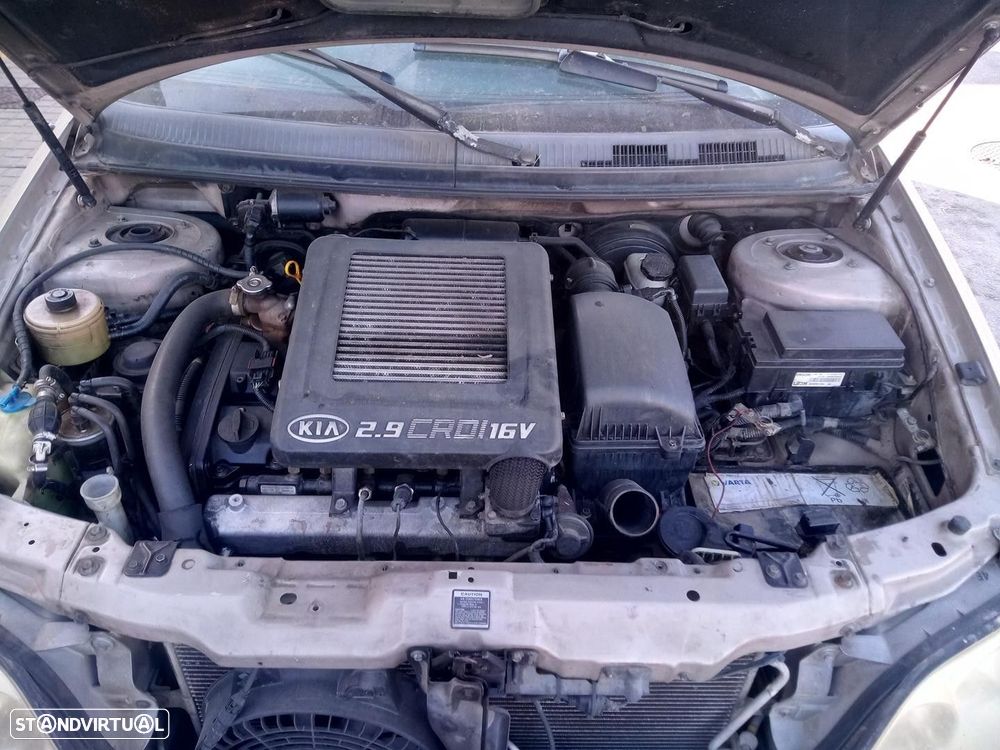 MOTOR COMPLETO KIA CARNIVAL II 2001 - 4