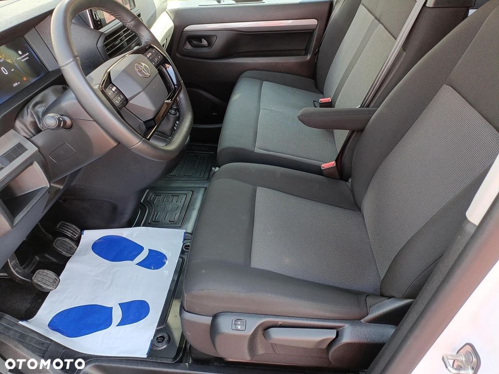 Toyota PROACE - 11