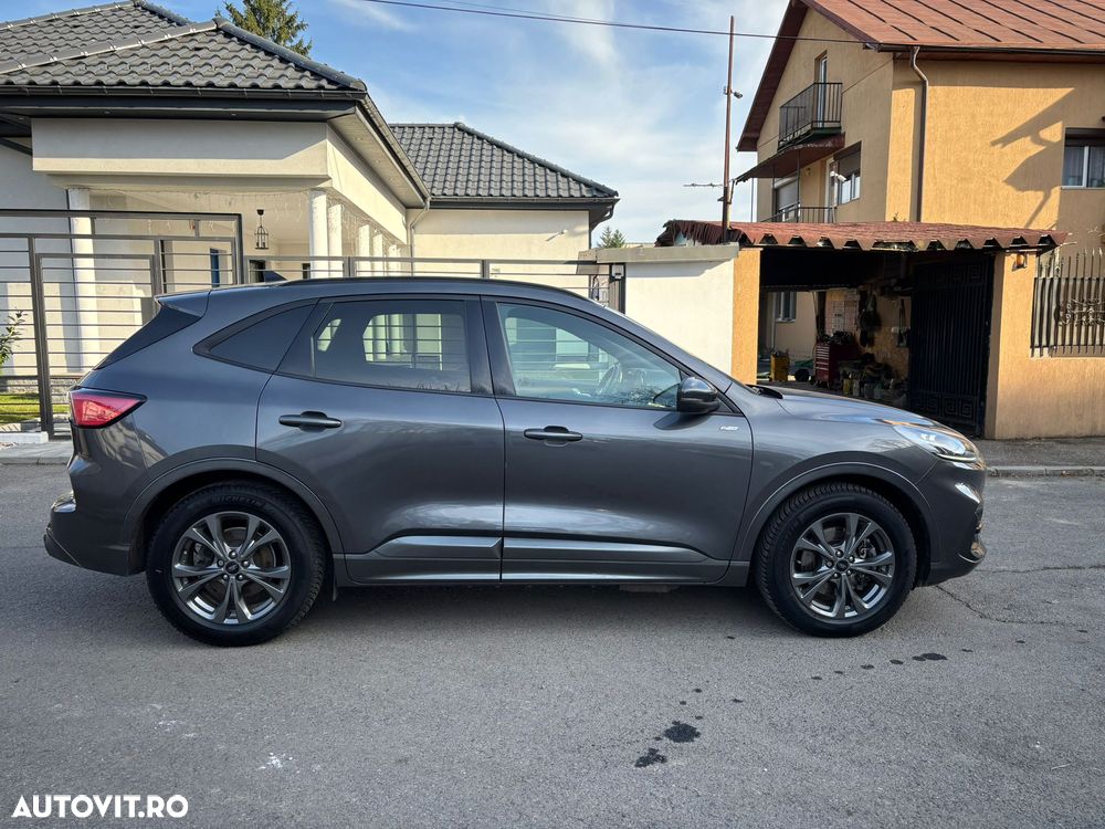 Ford Kuga 2.5 Duratec PHEV ST-LINE X - 6