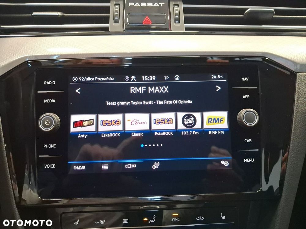 Volkswagen Passat - 22