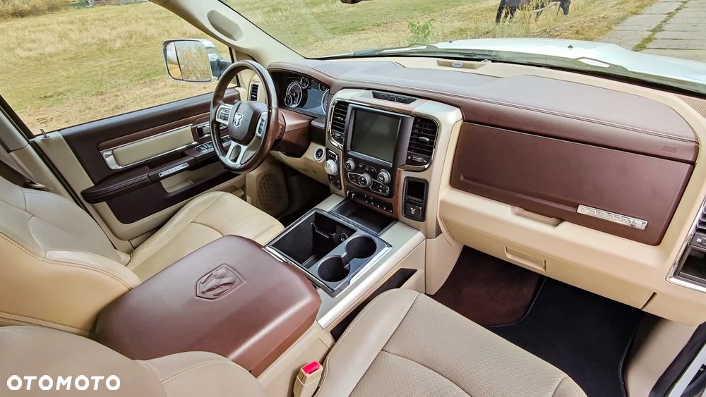 RAM 1500 5.7 Crew Cab Laramie - 12