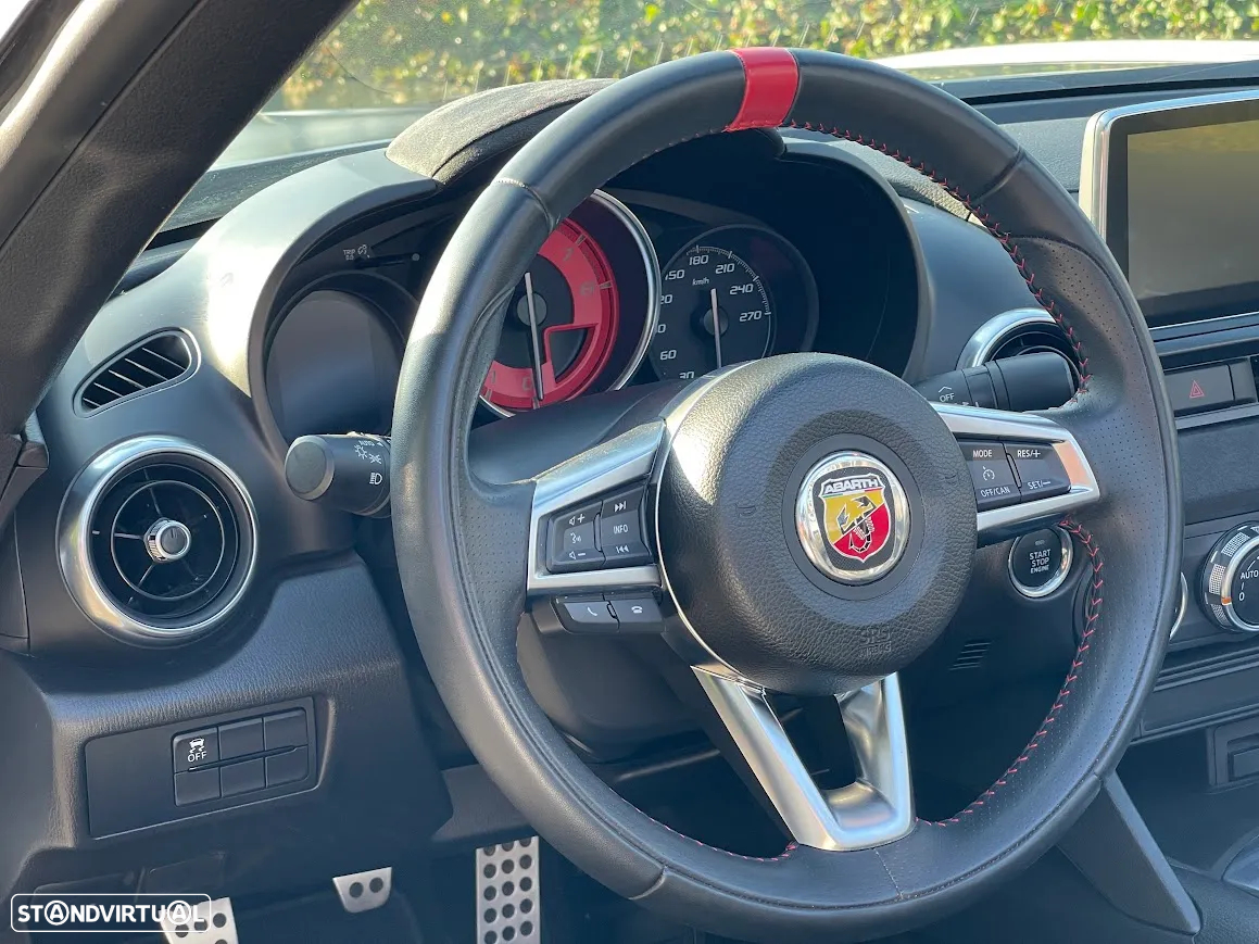 Abarth 124 Spider 1.4 MultiAir Turbo - 17
