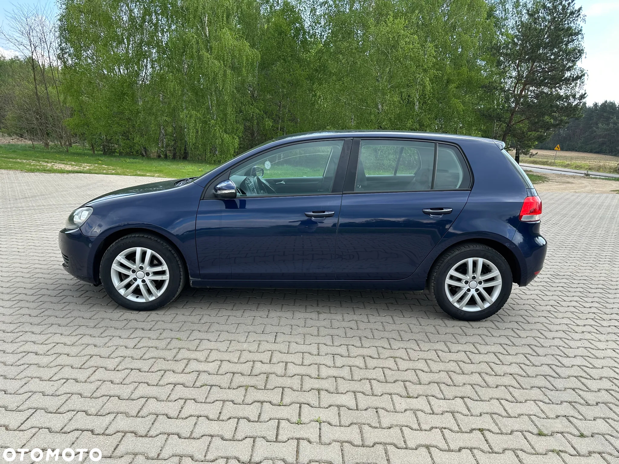 Volkswagen Golf 1.6 TDI DPF BlueMotion Technology Trendline - 7