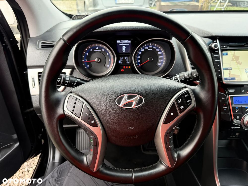 Hyundai i30 blue Kombi 1.6 GDi Passion - 35