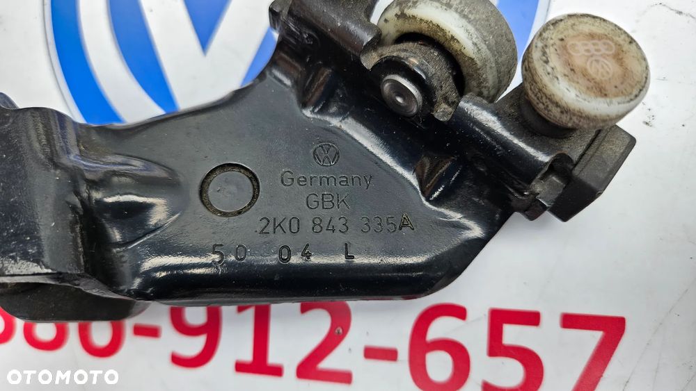 VW Caddy 2K III 2003- Rolka drzwi przesuwnych lewych Rolki drzwi przesuwnych lewych  Prowadnica lewa Zamek Rygiel Mocowanie Obudowa Klamka odbojnik - 9