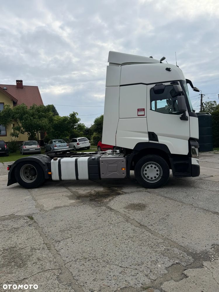 Renault Gama T - 7